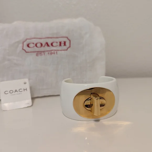 Coach Deadstock White Ceramic And Gold Turnlock Bangle Nwt - Picture 5 of 8